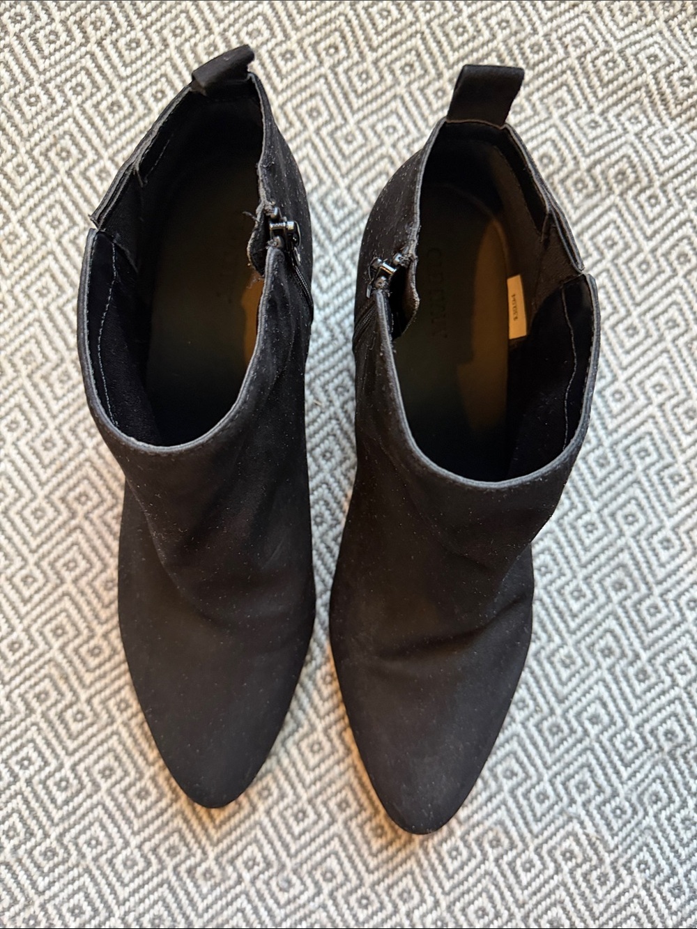 Old Navy Black Pointed Toe Ankle Booties - Picture 8 of 13